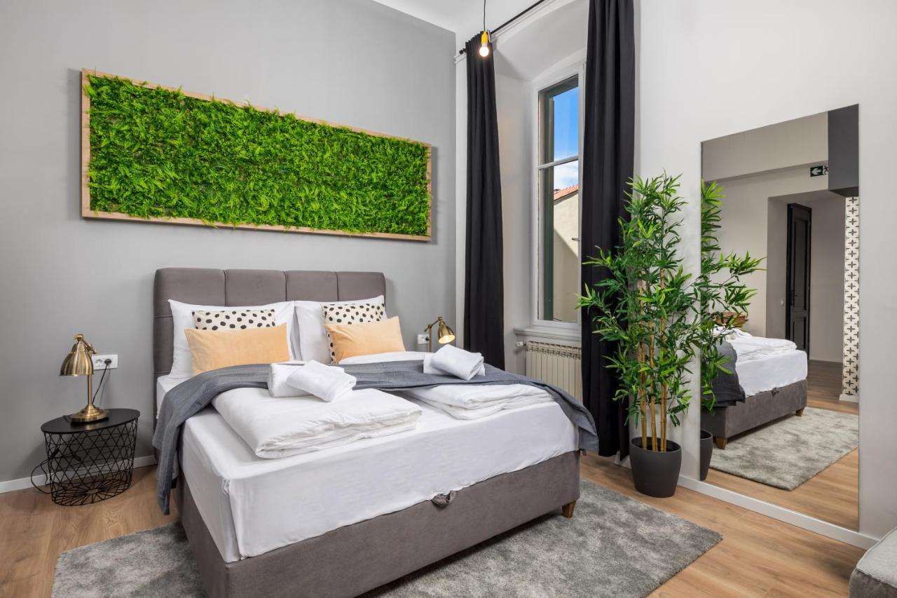 Apartments & Rooms One World Ριέκα Εξωτερικό φωτογραφία