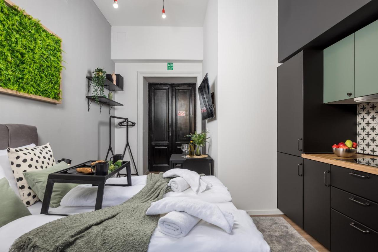 Apartments & Rooms One World Ριέκα Εξωτερικό φωτογραφία