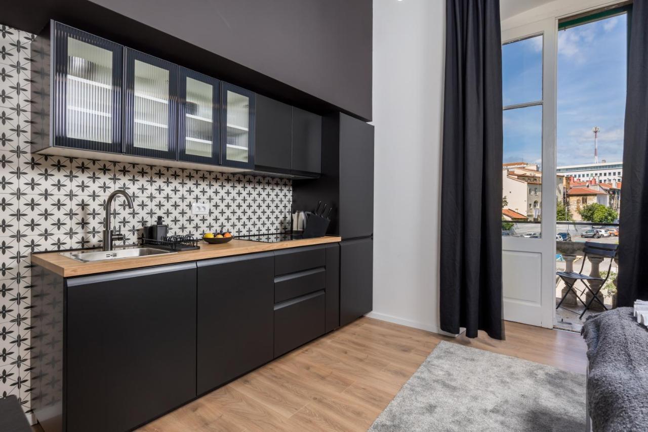 Apartments & Rooms One World Ριέκα Εξωτερικό φωτογραφία
