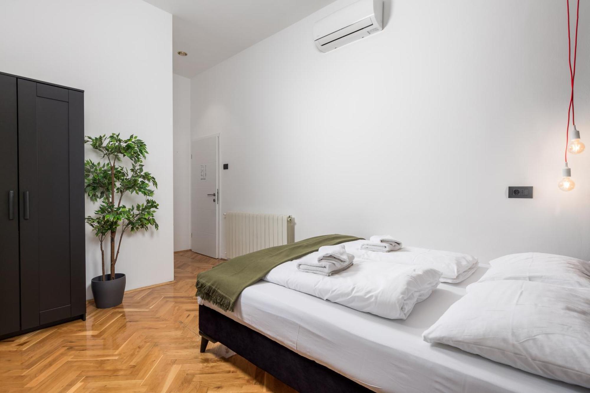 Apartments & Rooms One World Ριέκα Εξωτερικό φωτογραφία