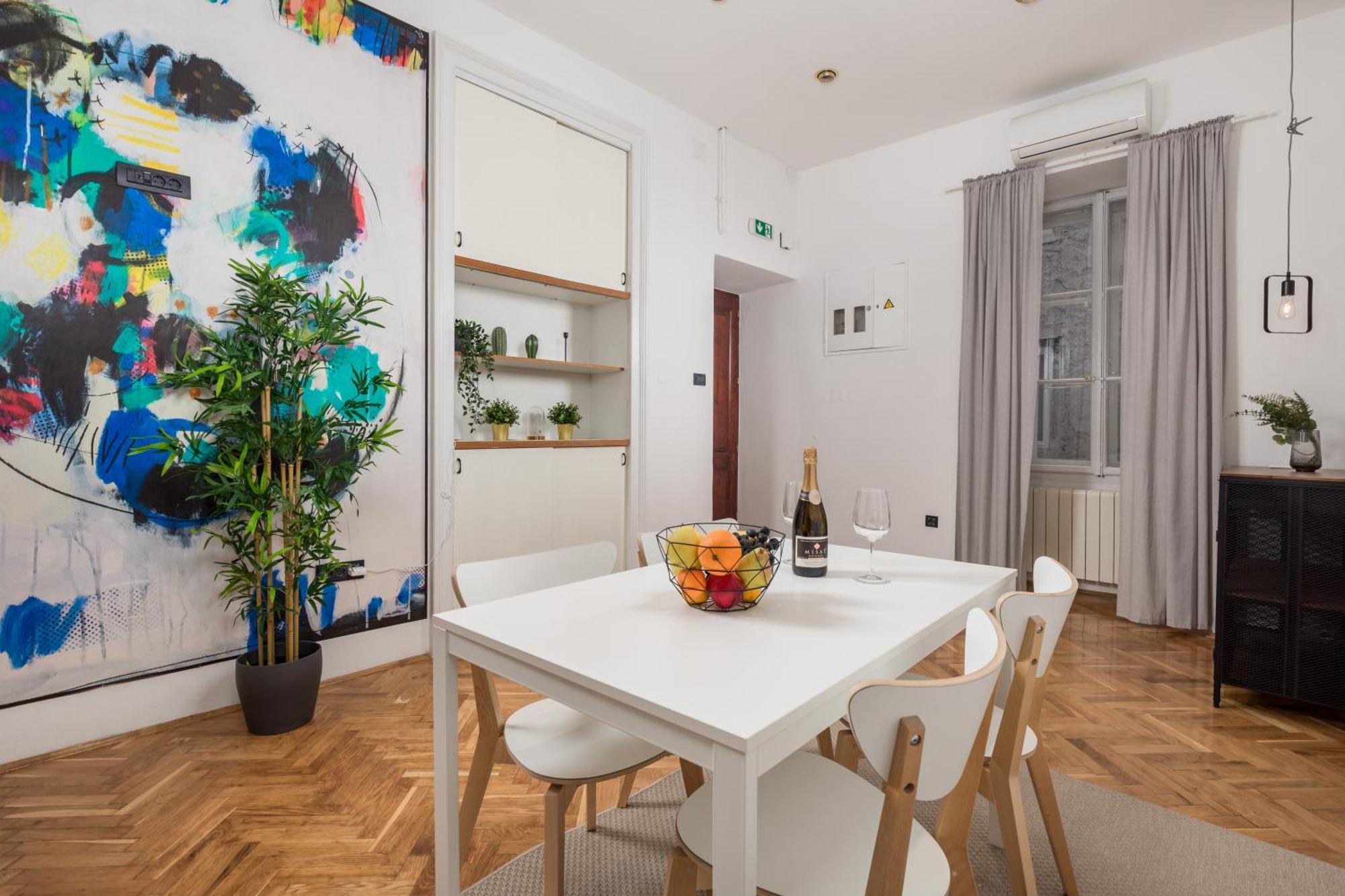 Apartments & Rooms One World Ριέκα Εξωτερικό φωτογραφία