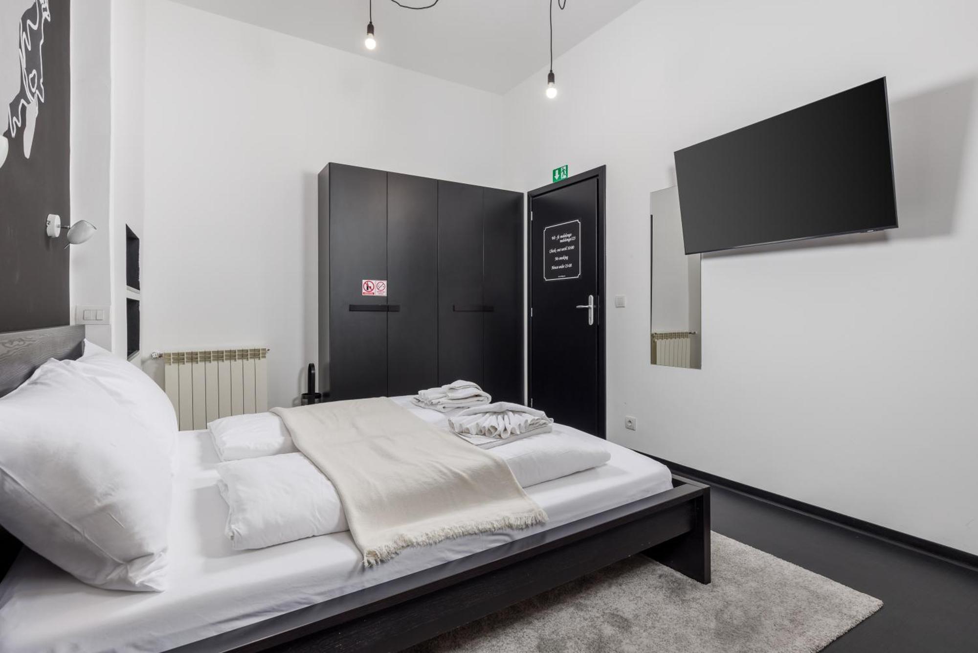 Apartments & Rooms One World Ριέκα Εξωτερικό φωτογραφία